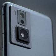 Первый смартфон с выдвижной основной камерой показали вживую на видео: его представят 14 декабря 20 0c6f2f440a0fc99cd16501e4430f6bde